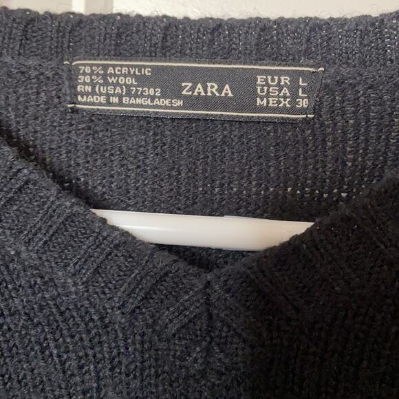Zara V Neck sweater black size Large - Picture 5 of 6
